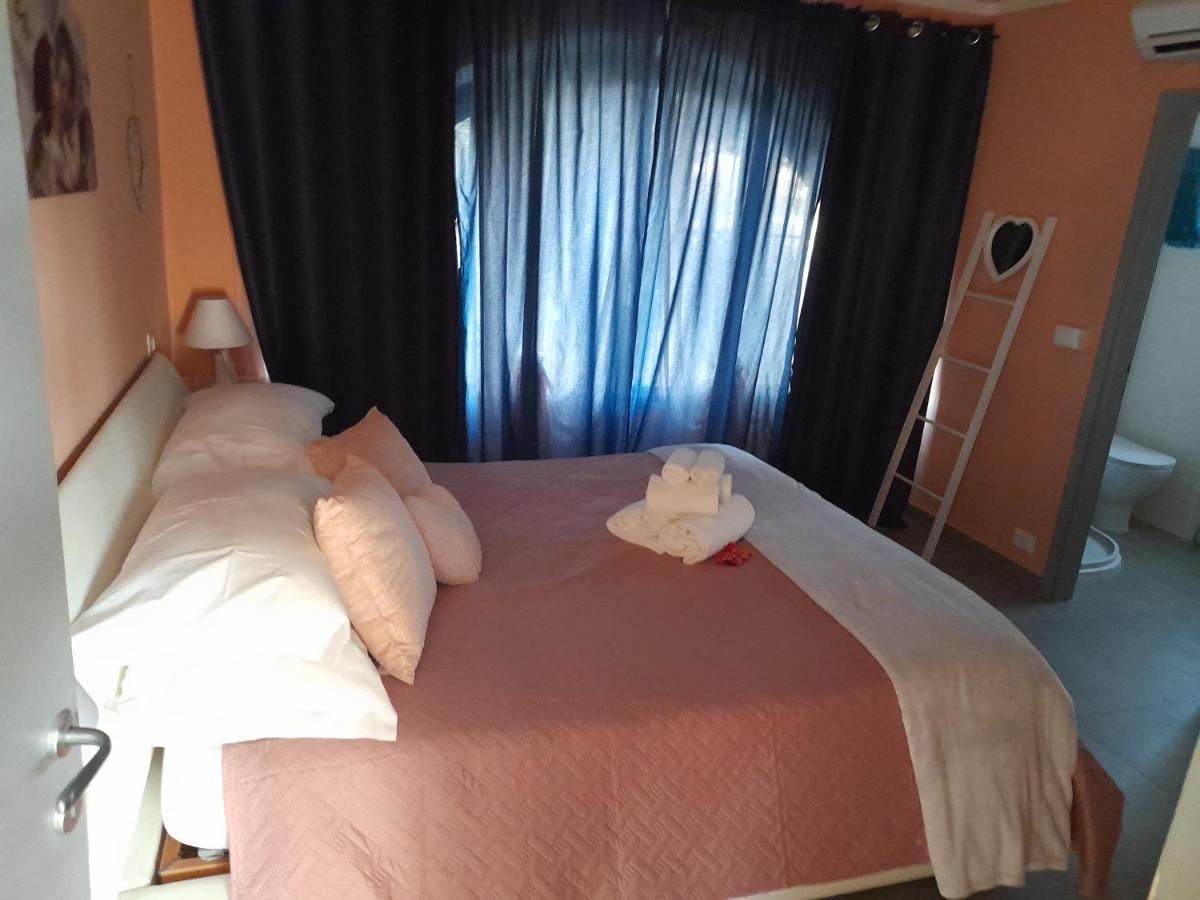 Villa La Magnolia - Private Beach Access, Garden, Views Lazise Exterior foto