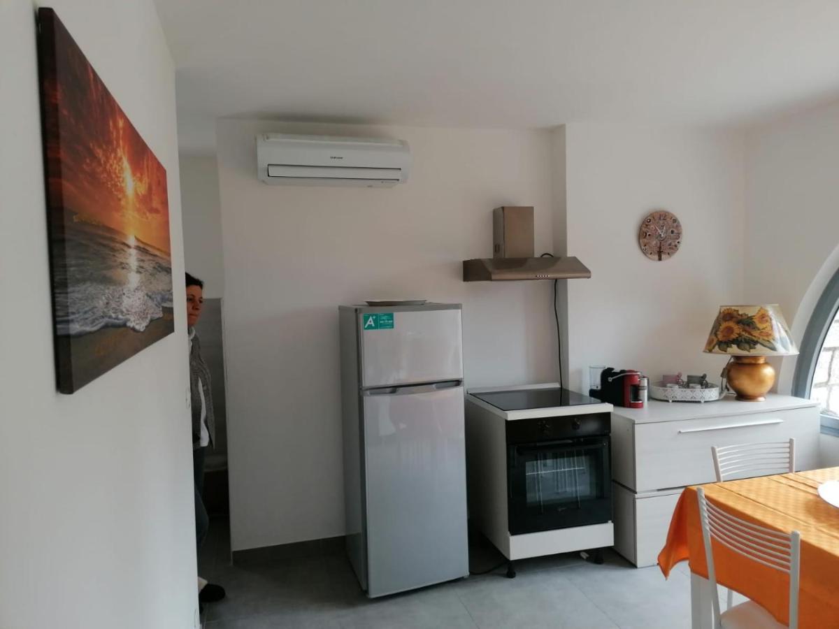 Villa La Magnolia - Private Beach Access, Garden, Views Lazise Exterior foto