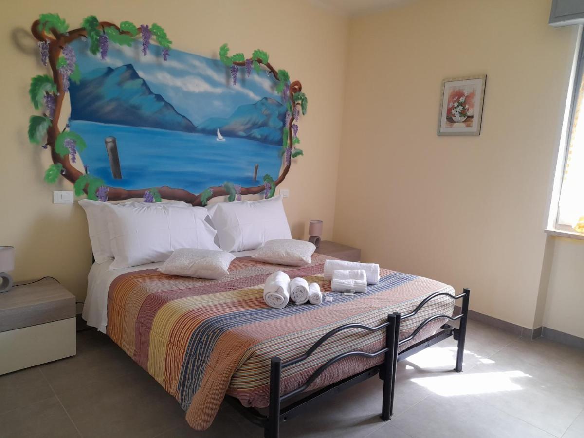 Villa La Magnolia - Private Beach Access, Garden, Views Lazise Exterior foto