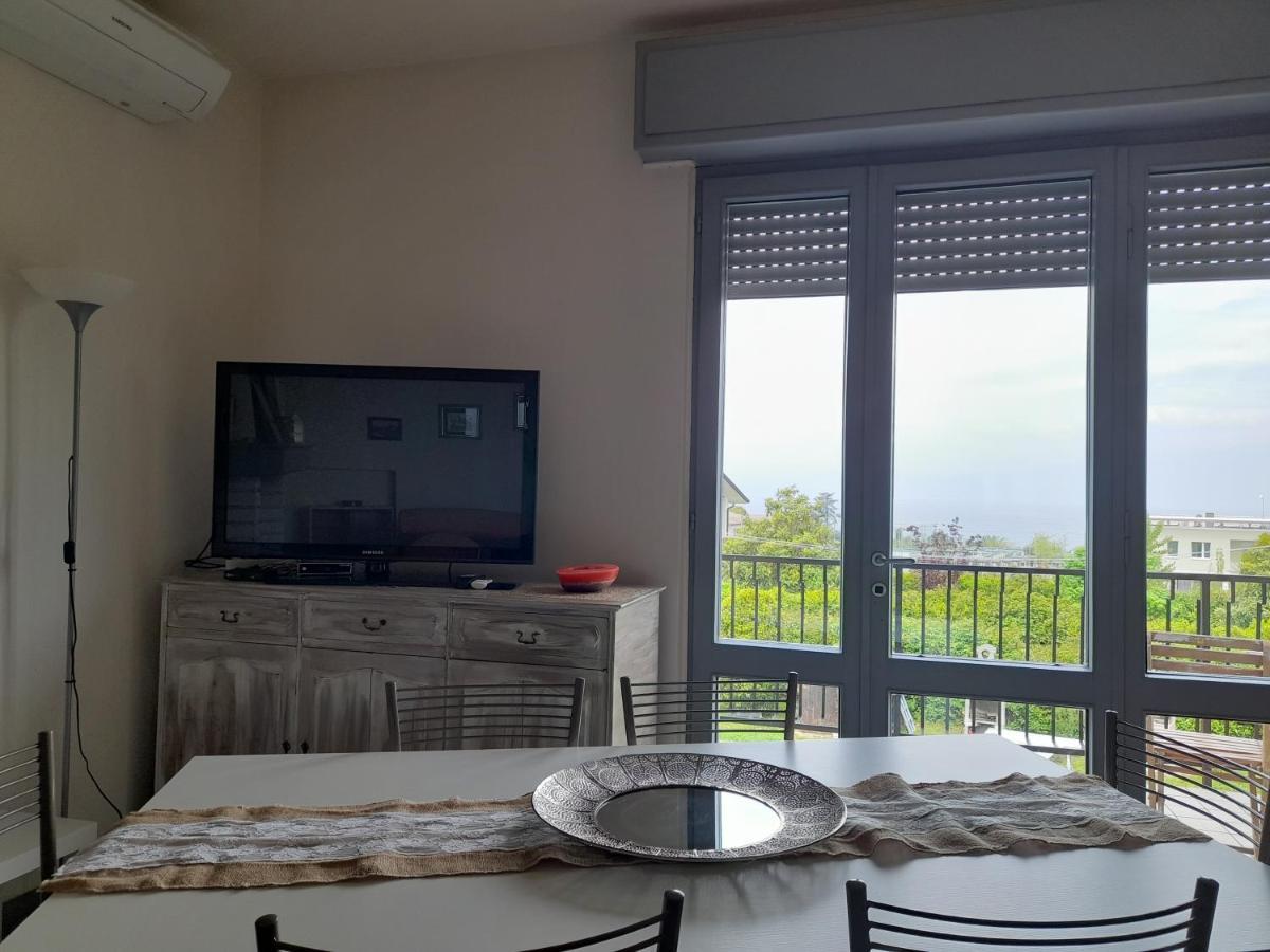 Villa La Magnolia - Private Beach Access, Garden, Views Lazise Exterior foto