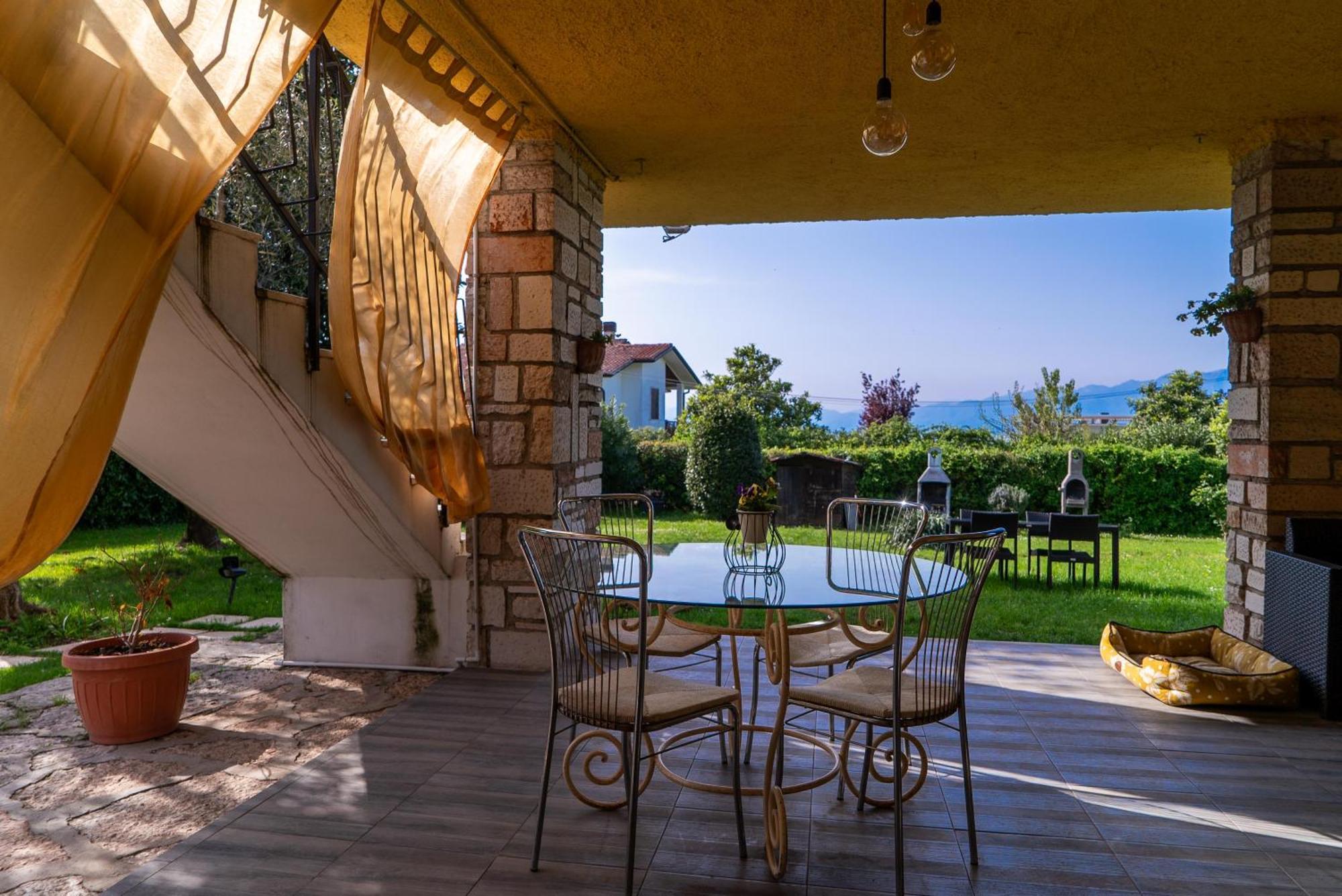 Villa La Magnolia - Private Beach Access, Garden, Views Lazise Exterior foto