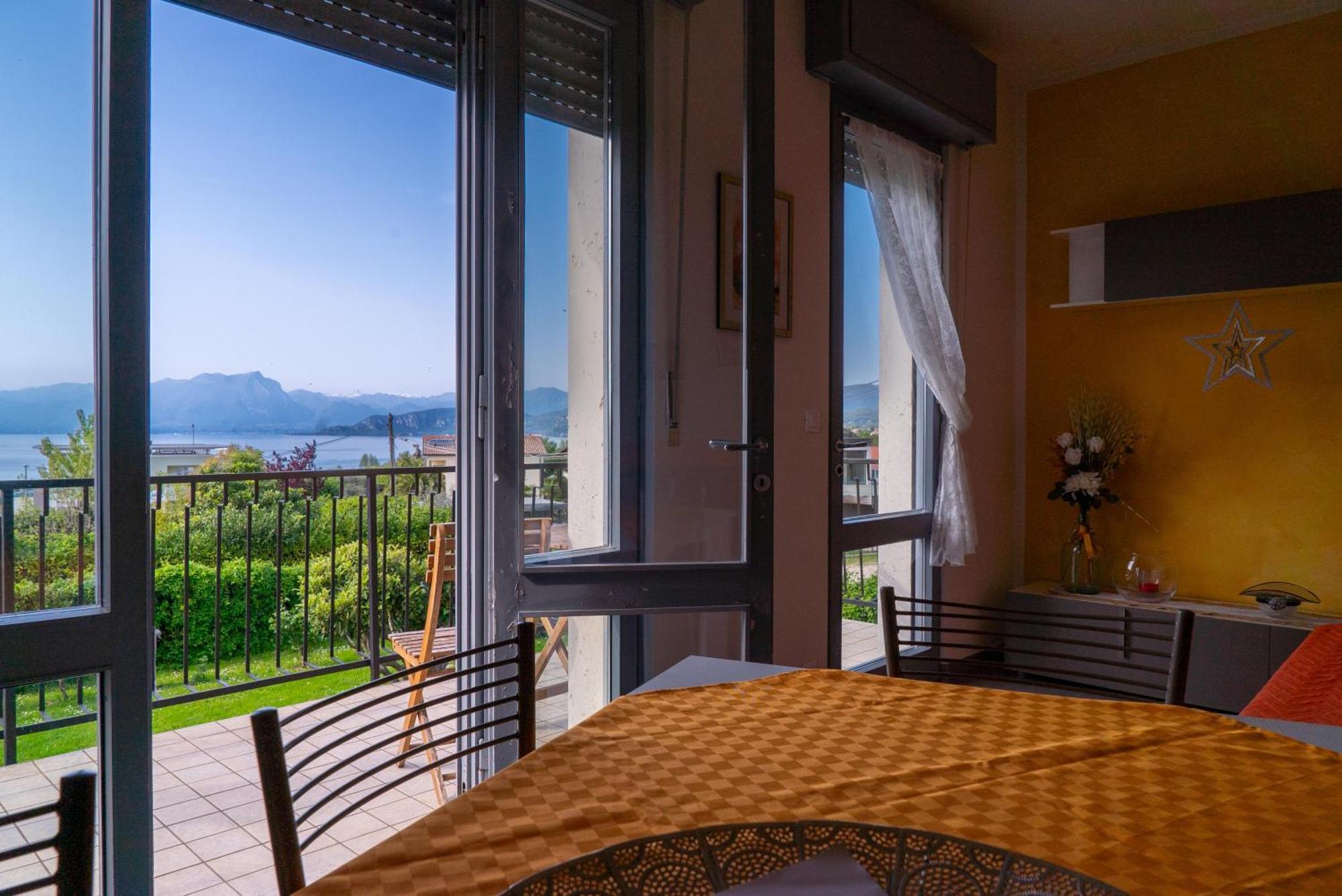 Villa La Magnolia - Private Beach Access, Garden, Views Lazise Quarto foto