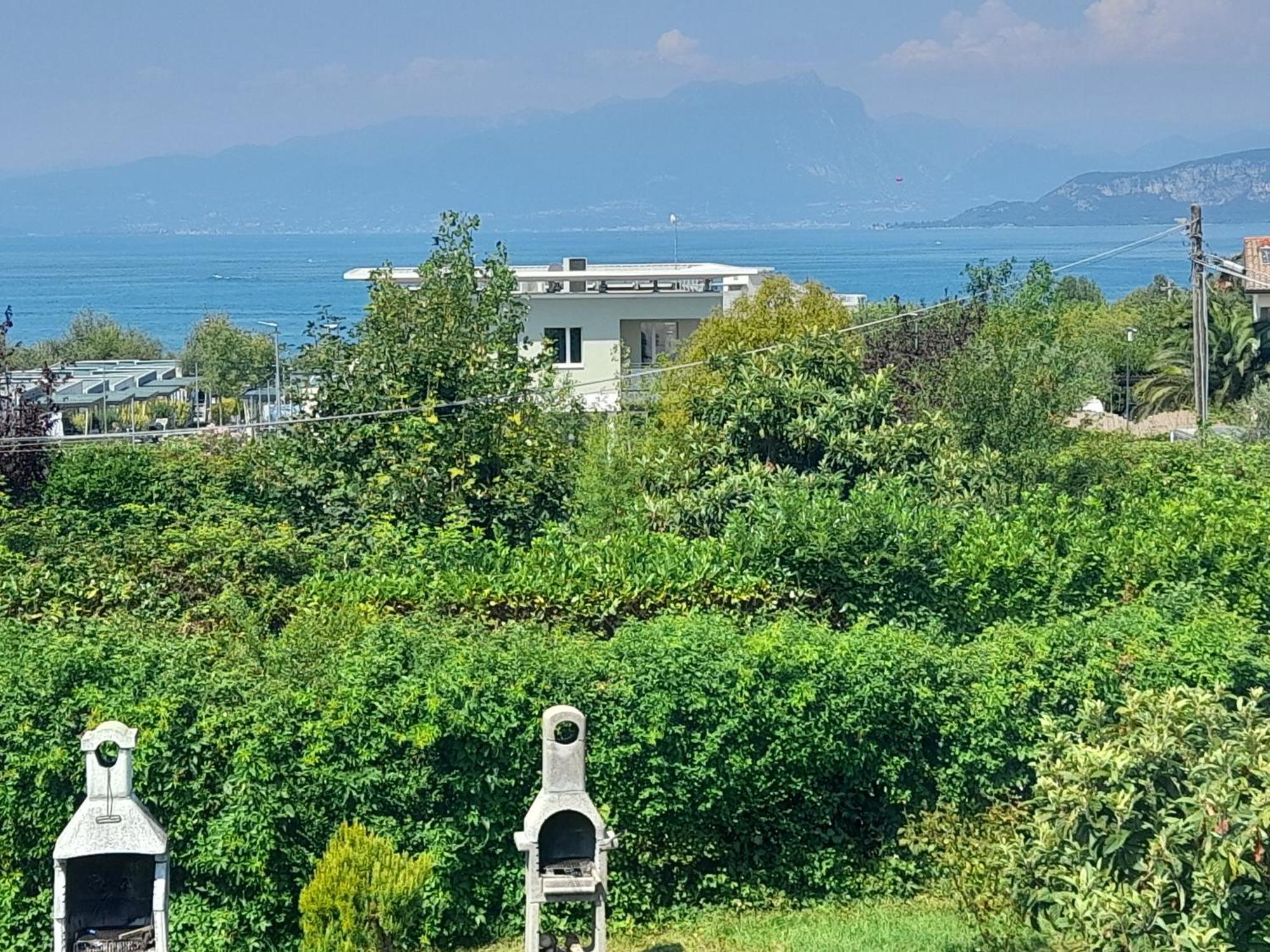 Villa La Magnolia - Private Beach Access, Garden, Views Lazise Quarto foto